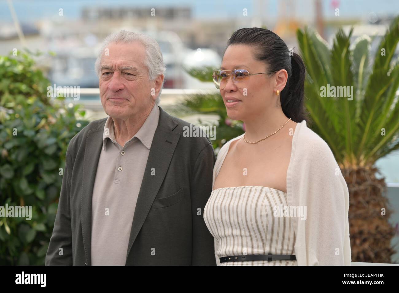 Cannes 2025 de niro hi-res stock photography and images - Alamy