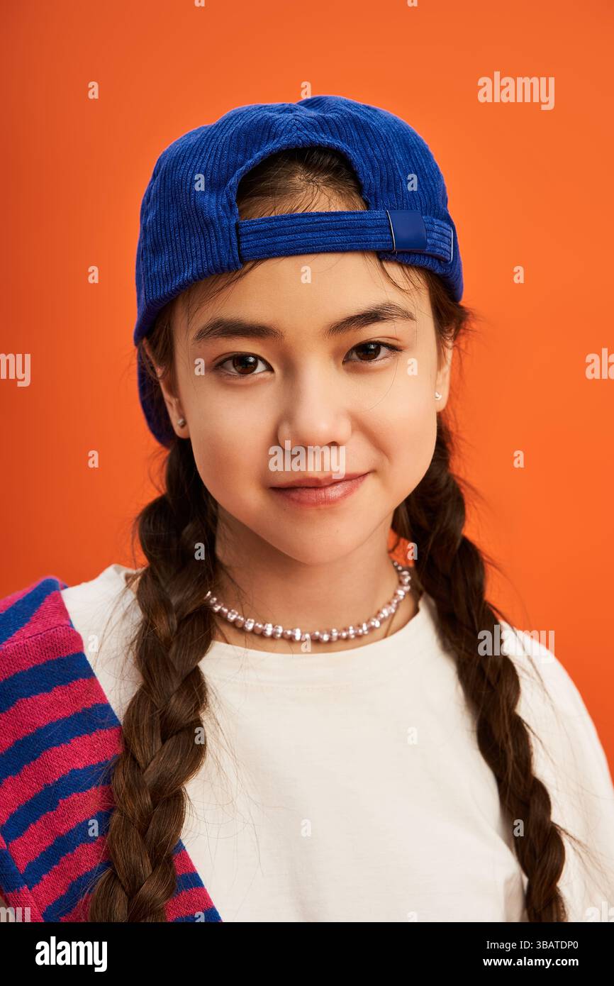 Asian teen girl hi-res stock photography and images - Alamy