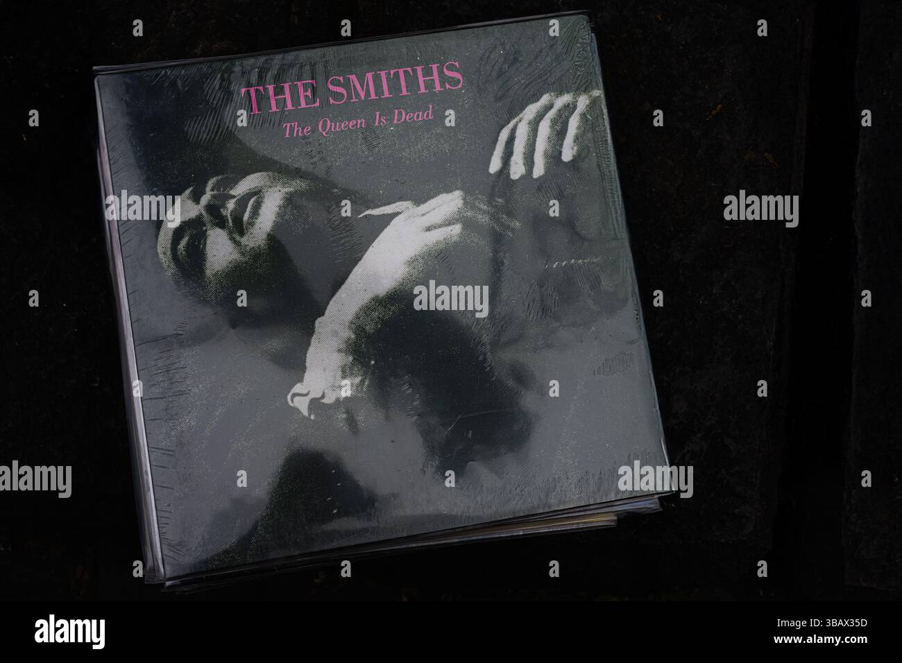 【希少】THE SMITHS The Queen Is Dead 80s 71n8bP01wxL._UF1000,1000_QL80_.jpg