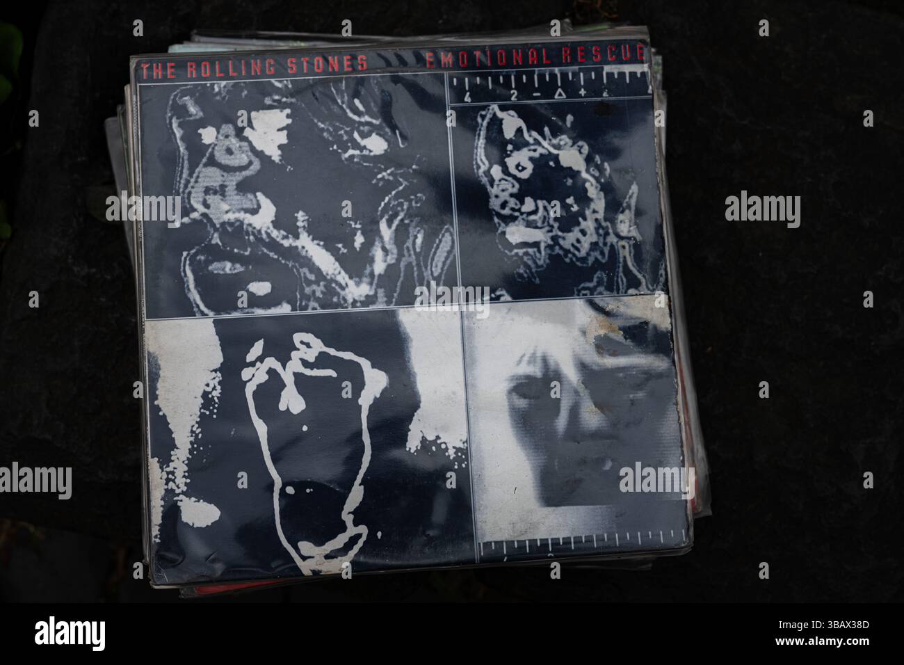 The Rolling Stones Emotional Rescue サイン入 ROLLING STONES - Emotional Rescue - Amazon.com Music