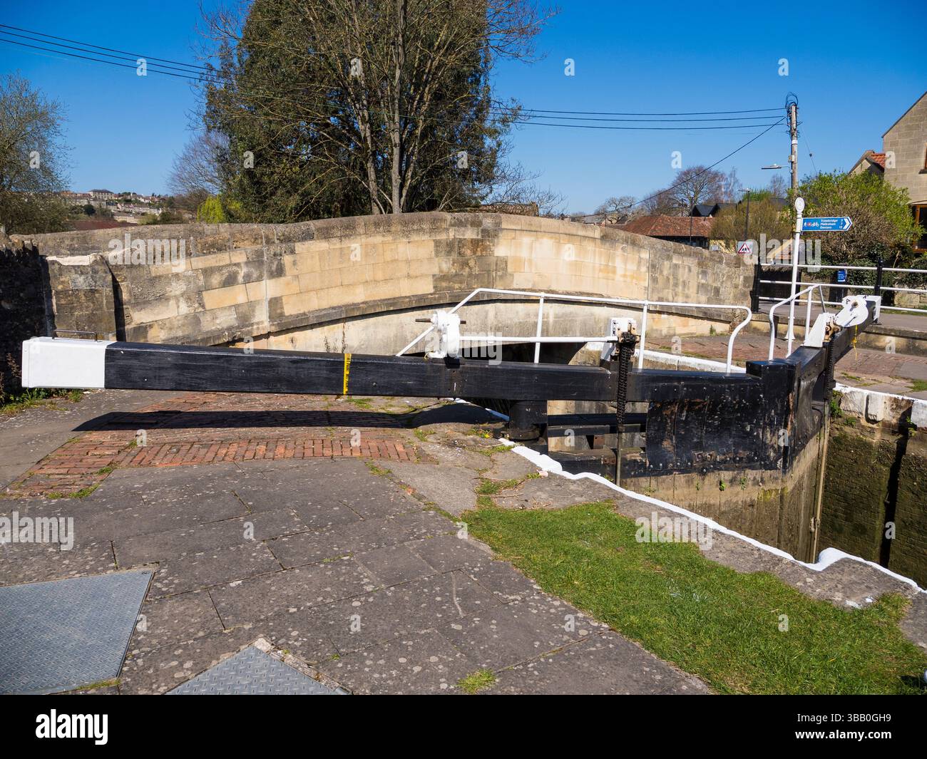 Frome Road Bridge No 172, Bradford on Avon Lock, Kennet and Avon Canal, Bradford-on-Avon, Wiltshire, England, UK, GB. Stock Photo