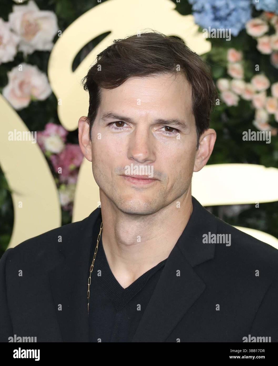 may-13-2025-new-york-new-york-usa-actor-ashton-kutcher-seen-during