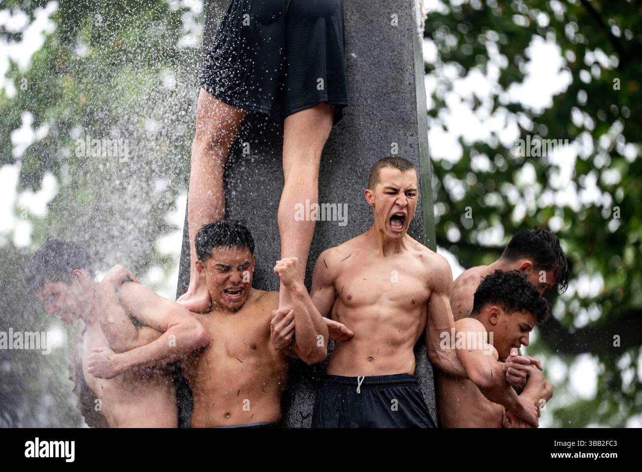 washington-united-states-14th-may-2025-u-s-naval-academy-freshman