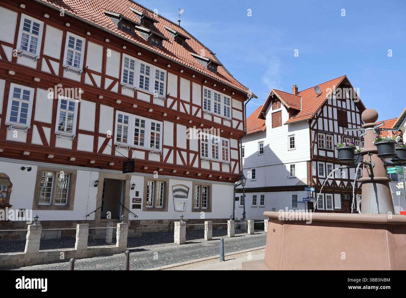 Stadt In Hessen 8 Buchstaben