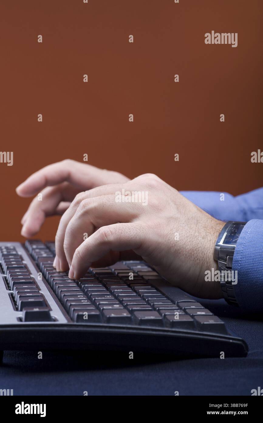 Mans hands over table hi-res stock photography and images - Alamy