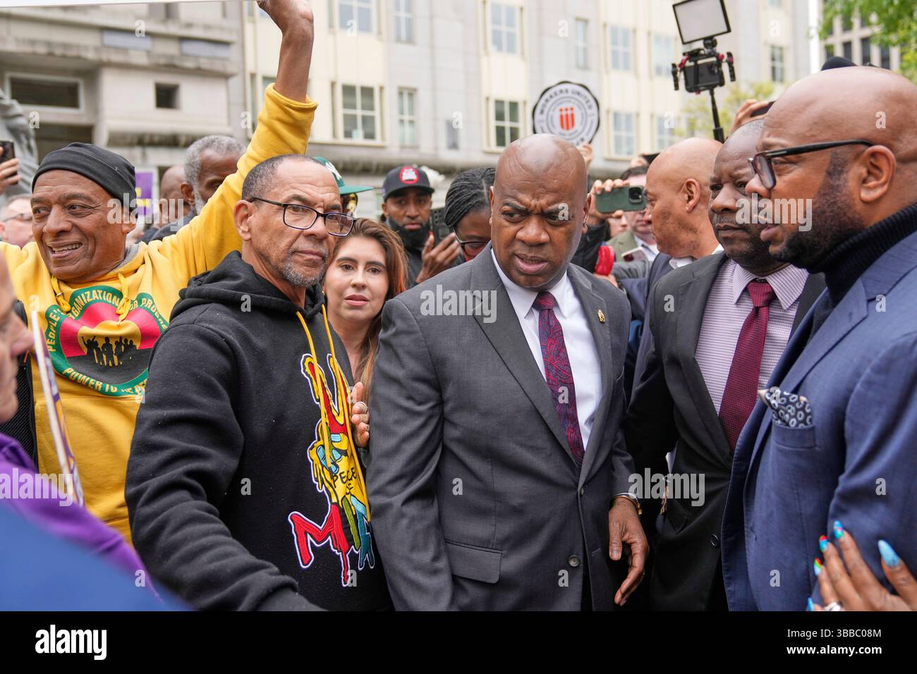 Mayor Ras Baraka, right, arrives to speak to supporters and media after ...