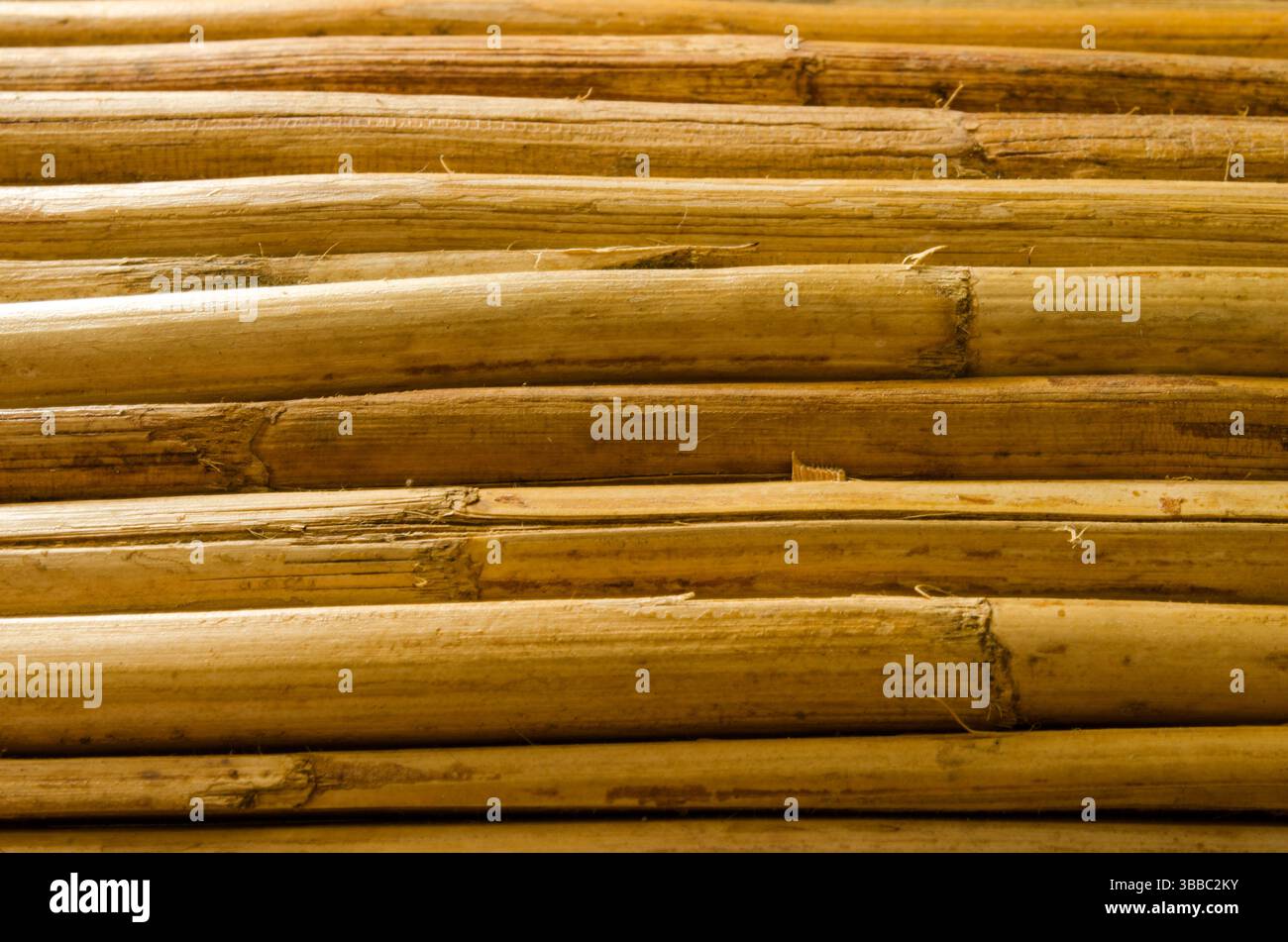 Symmetrical brown basket weave pattern going horizontal Stock Photo