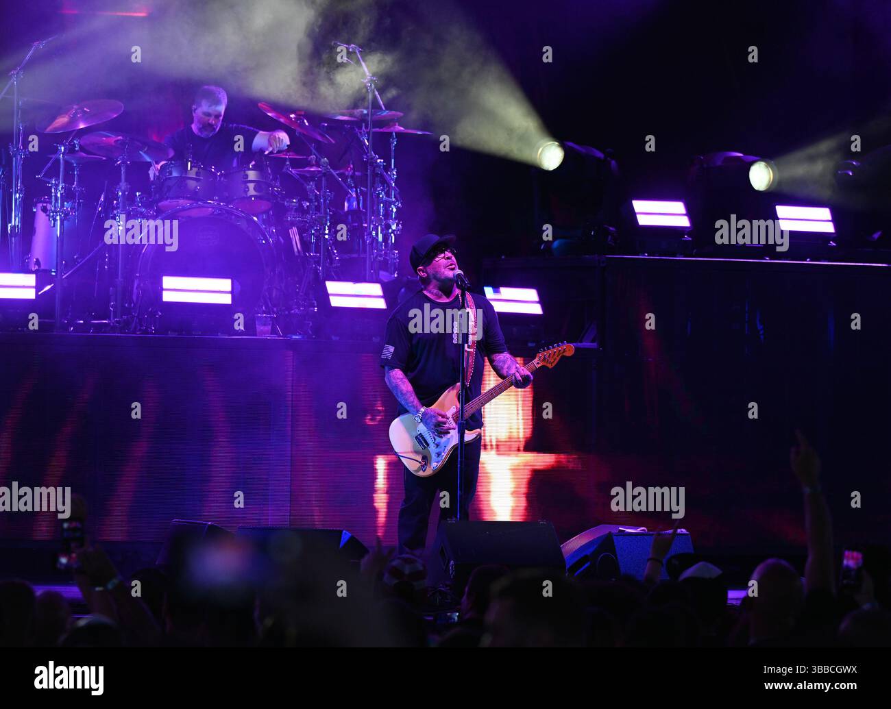 West Palm Beach, FL, USA. 14th May, 2025. Staind performs during the ...