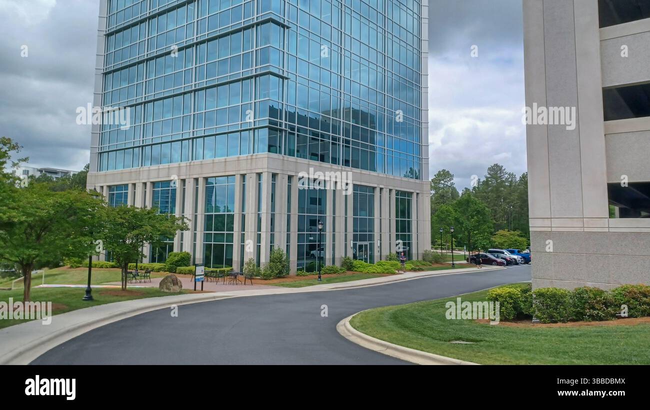 Charlet Building Charlotte, NC, USA – April 29, 2025: A modern office building entrance ...
