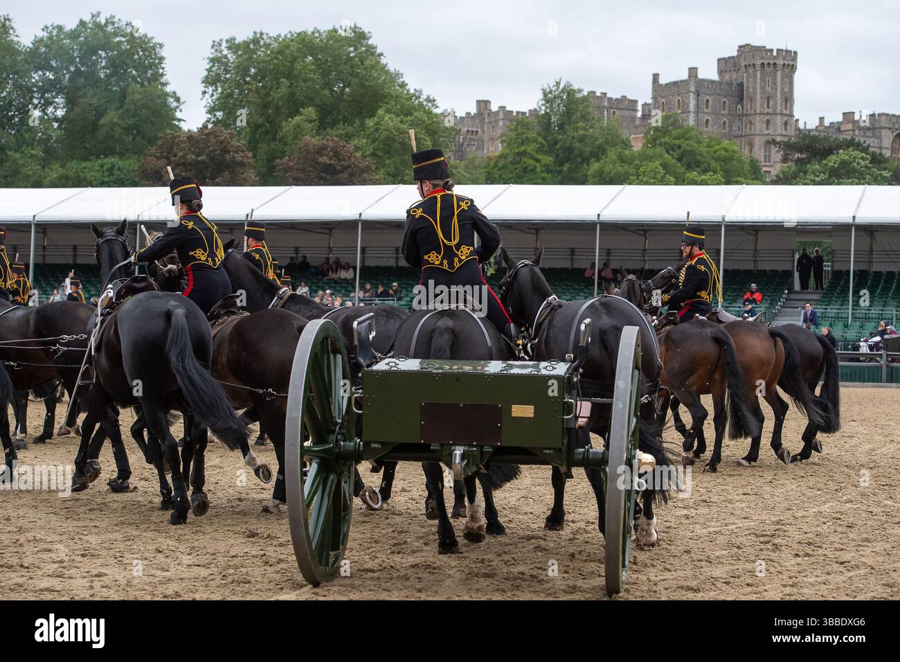 The musical drive kings troop royal horse artillery perform hi-res