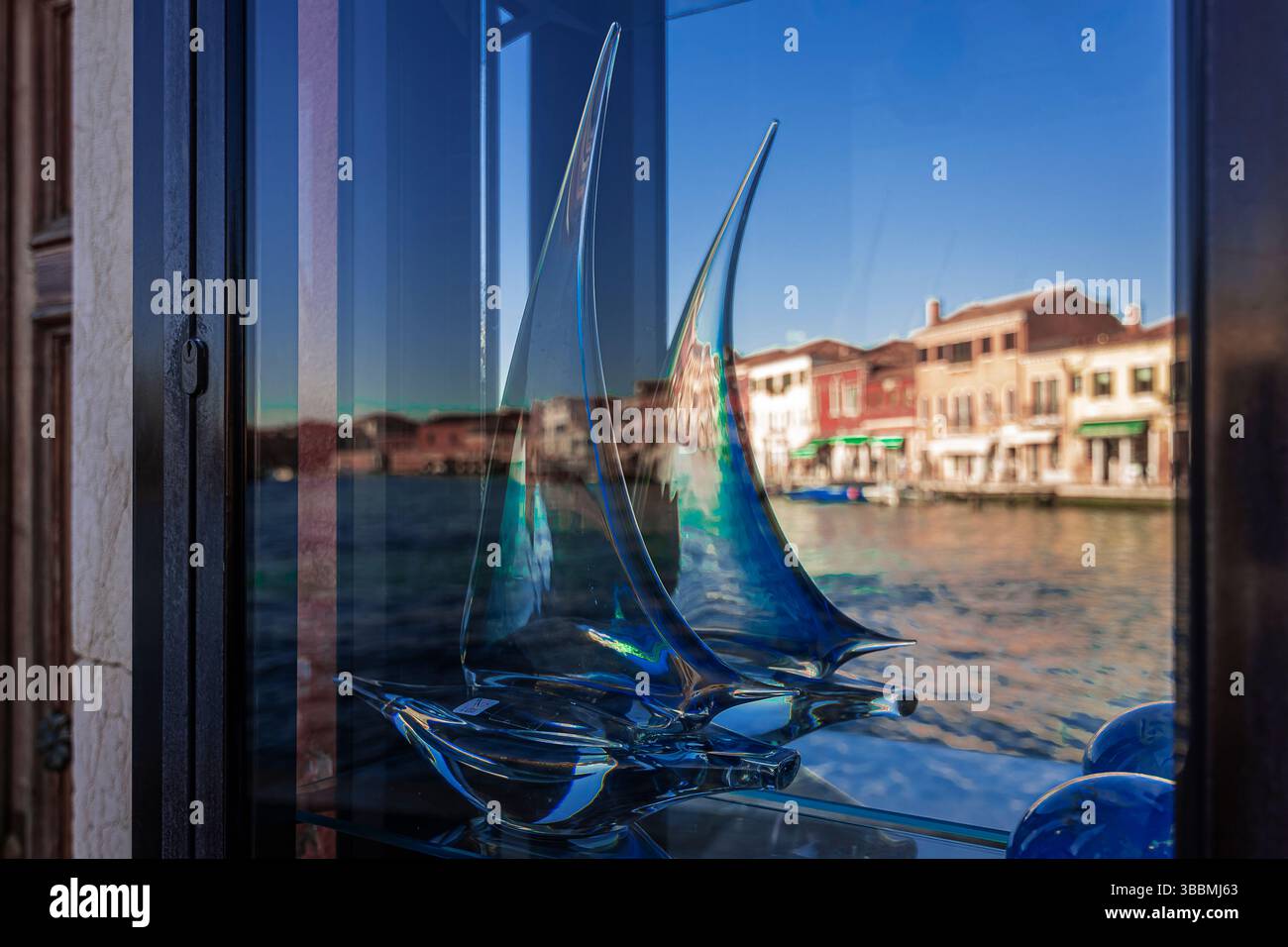 Murano glass shop display venice hi-res stock photography and