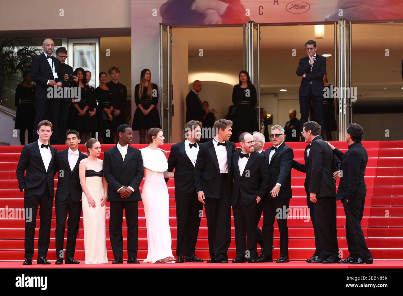 May 16, 2025, Cannes, Cote D'azur, France: Cast and crew of whom EMMA STONE, PEDRO PASCAL, AUSTIN BUTLER and JOAQUIN PHOENIX on the red carpet for the 'Eddington' Premiere screening at the 78th Annual Cannes Film Festival at Palais des Festivals in Cannes, France (Credit Image: © Mickael Chavet/ZUMA Press Wire) EDITORIAL USAGE ONLY! Not for Commercial USAGE! Stock Photo
