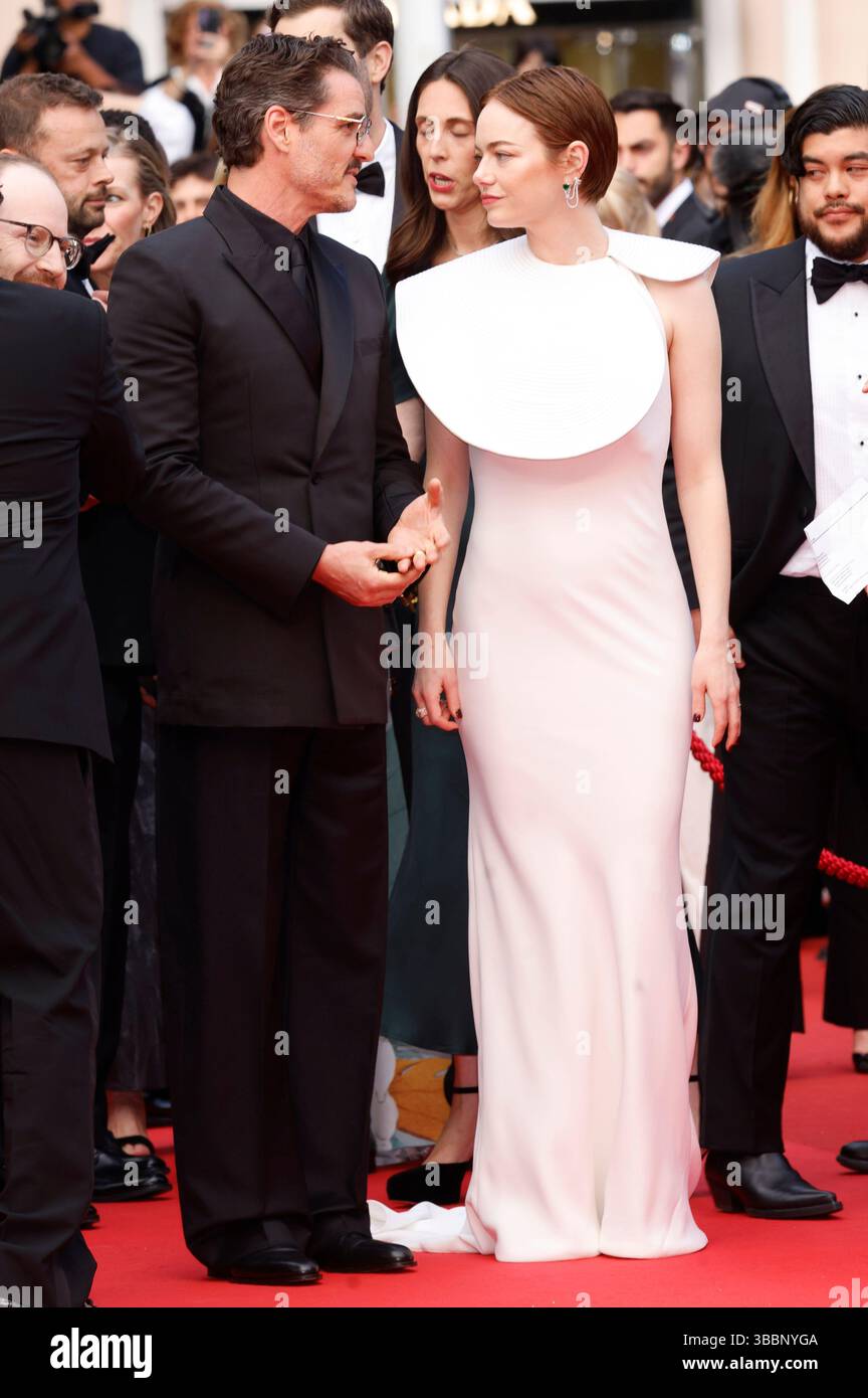 Pedro Pascal und Emma Stone bei der Premiere des Kinofilms 'Eddington ...