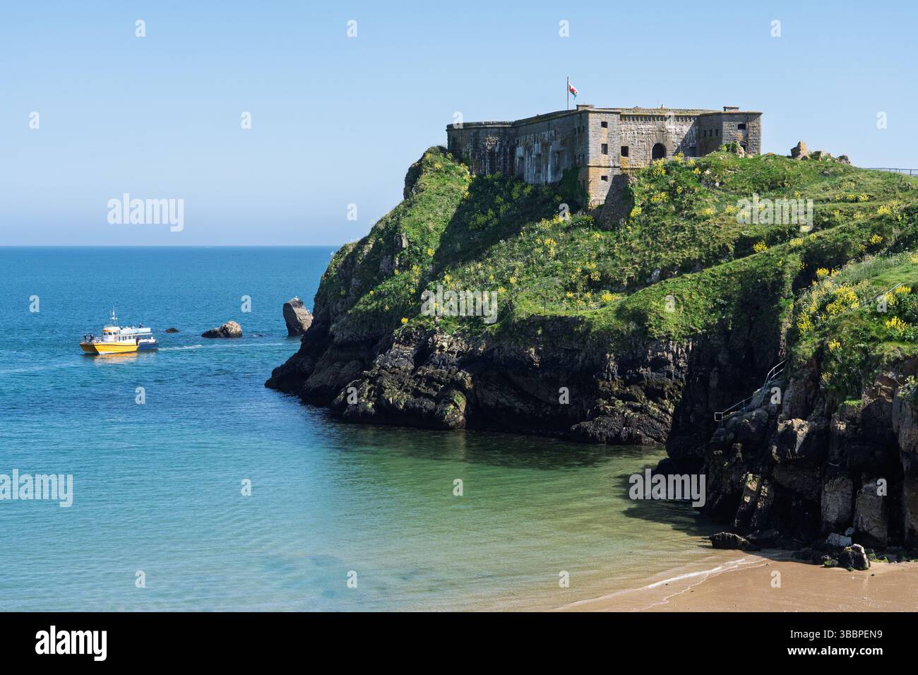 The Island Ranger pleasure boat returning visitors from a tour of ...