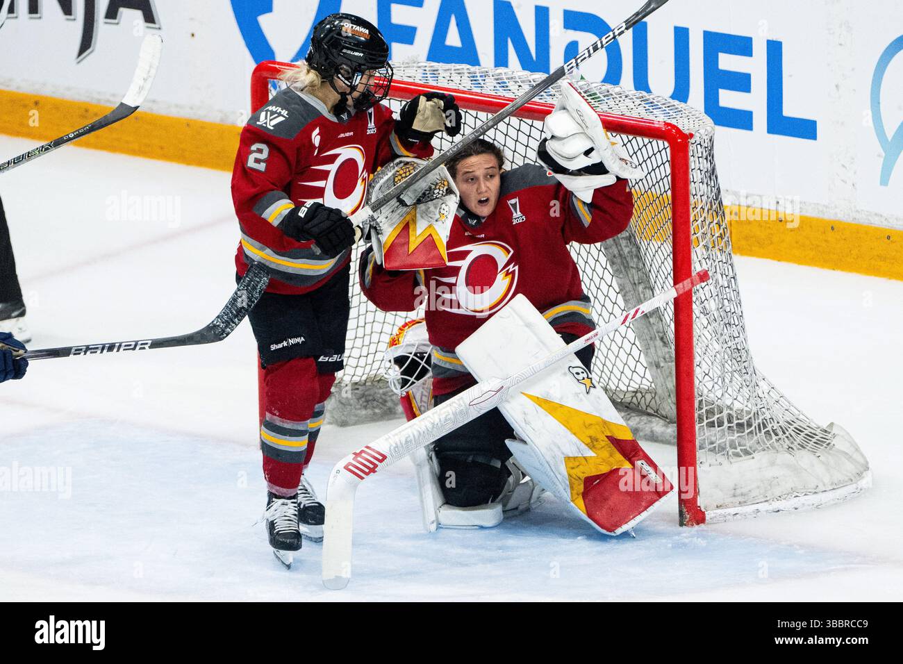 Artistic Victoire, Charge Scoreless After 20 Minutes In Game 4 Photo in HD Artistic Victoire, Charge Scoreless After 20 Minutes In Game 4 Photo in HD
