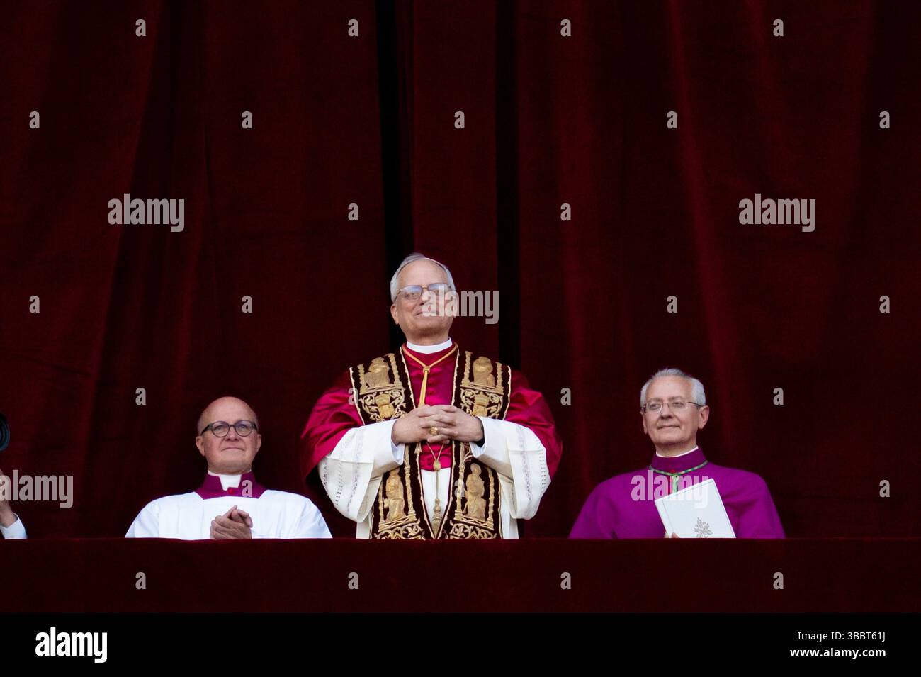 Newly elected Pope Leo XIV, Robert Prevost, arrives on the main central loggia balcony of St. Peter's Basilica, Vatican, on May 8, 2025. Stock Photo