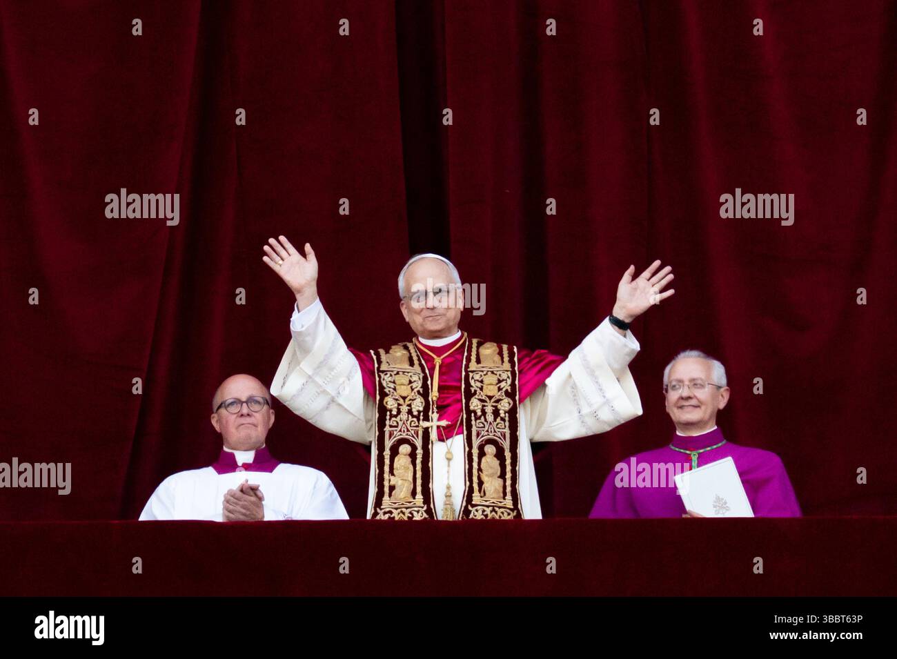 Newly elected Pope Leo XIV, Robert Prevost, arrives on the main central loggia balcony of St. Peter's Basilica, Vatican, on May 8, 2025. Stock Photo