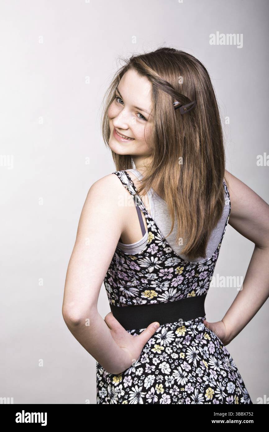 Studio portrait of young teenage girl Stock Photo - Alamy