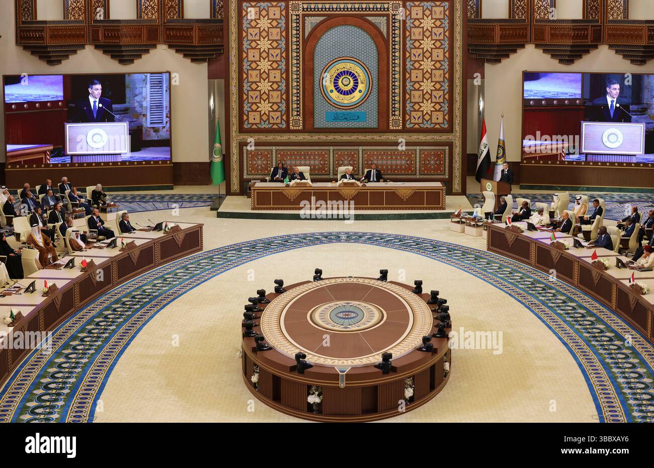 Arab leaders attend the 34th Arab League summit, in Baghdad, Iraq ...