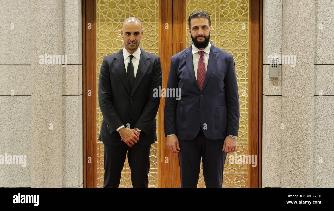 Syrian President Ahmad al-Sharaa receives a delegation of Kuwaiti businessmen and investors headed by Bader Nasser al-Kharafi Syrian President, Ahmad Al-Sharaa, receives a delegation of Kuwaiti businessmen and investors headed by, Bader Nasser Al-Kharaf,i at the People s Palace in Damascus, Syria, on May 16. Photo by Syrian Arab News Agency SANA  apaimages Syria Syria Syrian Arab Republic 160525 Syria SPO 001 Copyright: xapaimagesxSyrianxArabxNewsxAgencyx SANA xxapaimagesx Stock Photo
