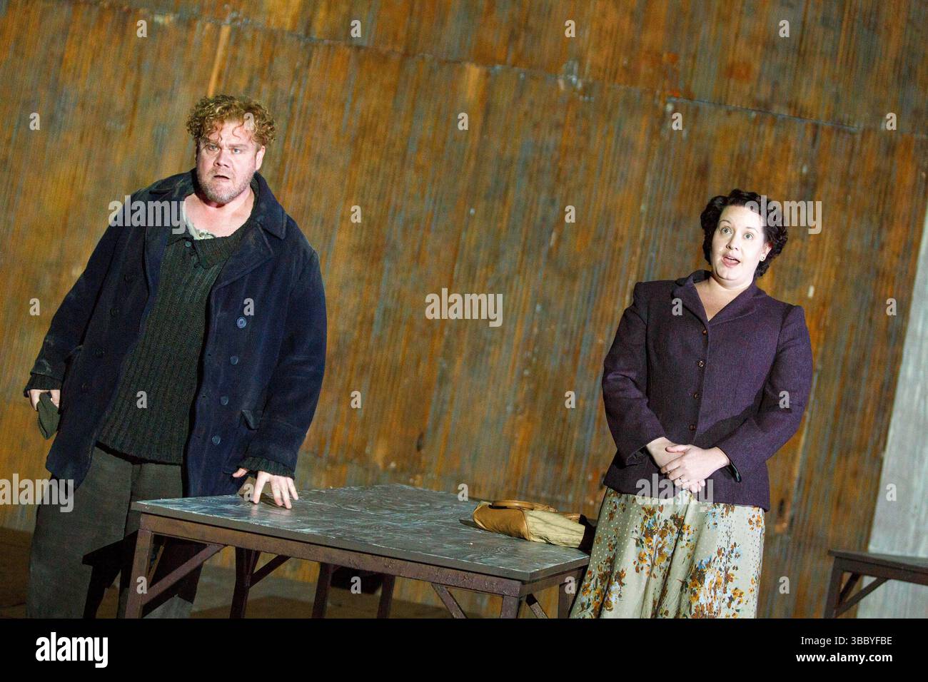 Act i, sc.1: Stuart Skelton (Peter Grimes), Elza van den Heever (Ellen ...