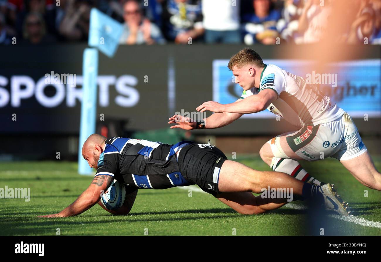 Tim Dunn Rugby Bath Rugby's Tom Dunn scores a try during the Gallagher Premiership ...