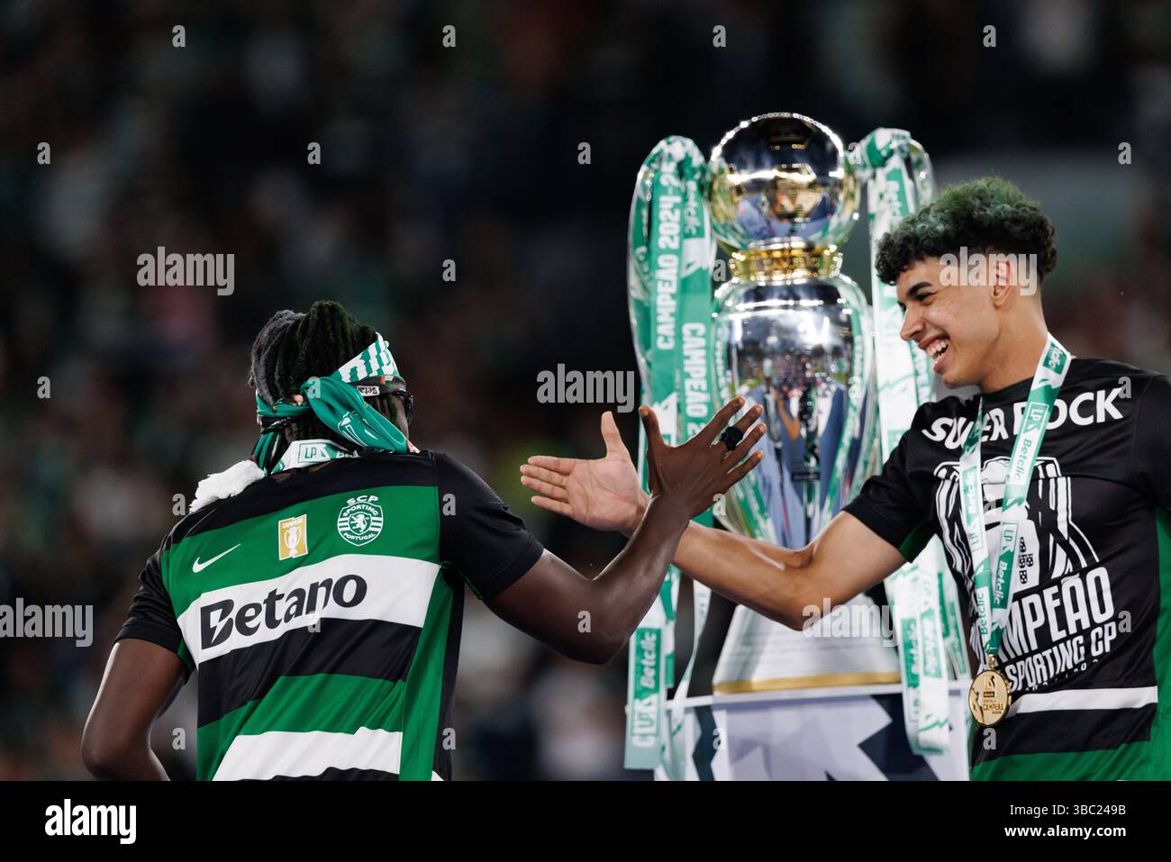 Geovany Quenda and Joao Simoes seen during Liga Portugal game between ...