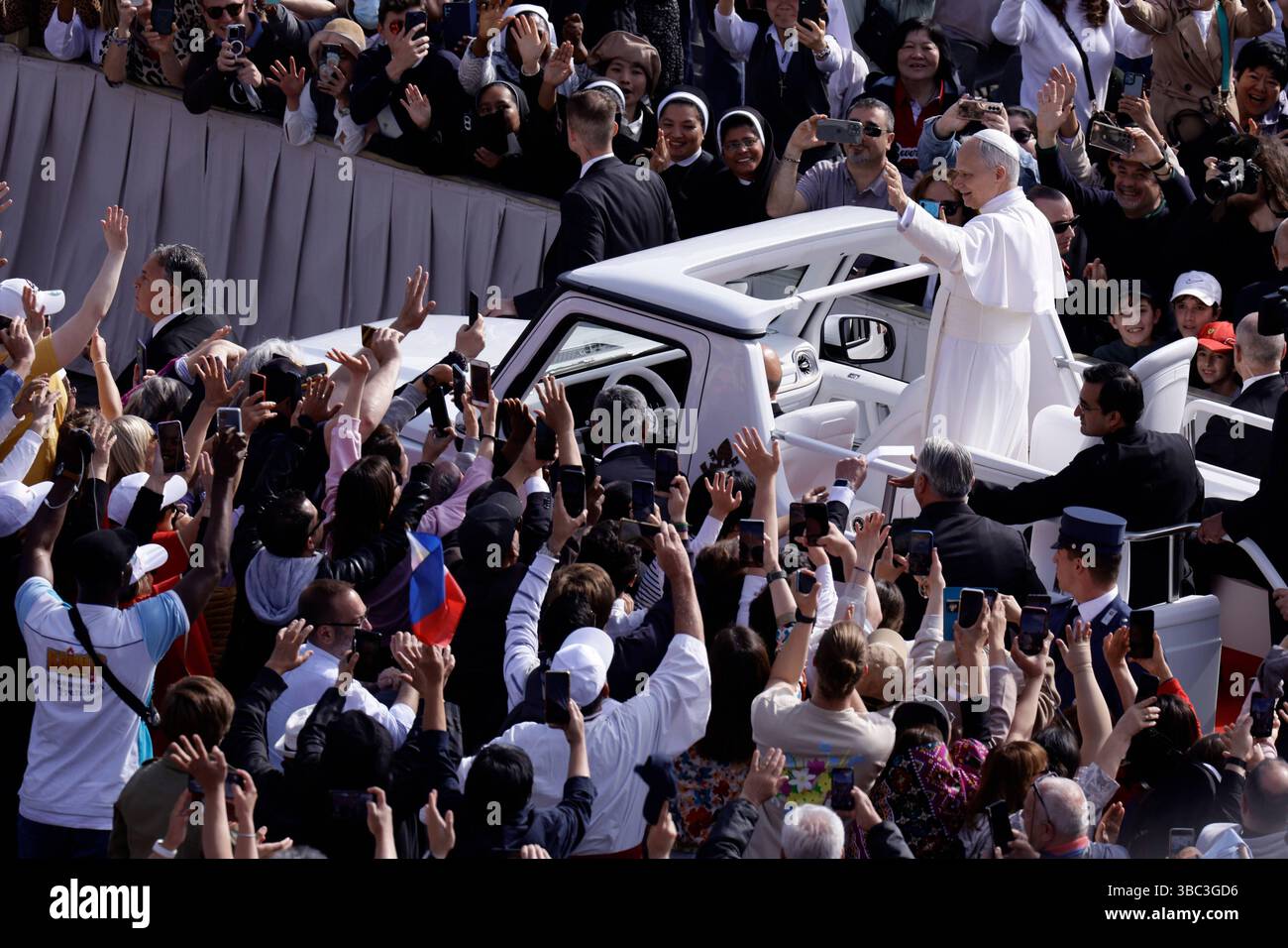 The Pope Rode News - Pope Leo XIV Holy Mass for the Beginning of the Pontificate and ...