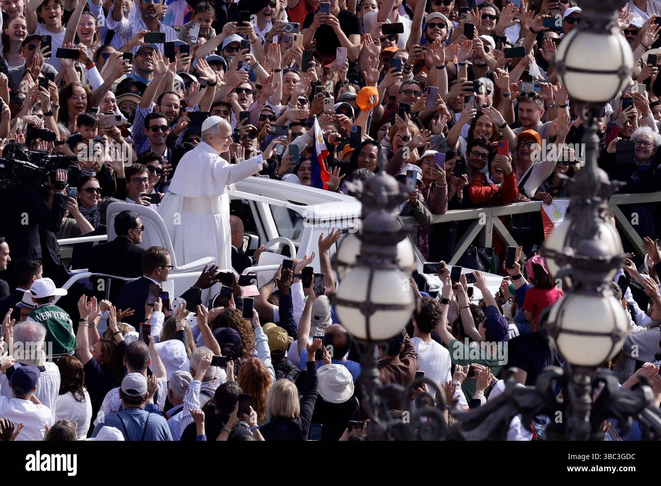The Pope Rode News - Pope Leo XIV Holy Mass for the Beginning of the Pontificate and ...