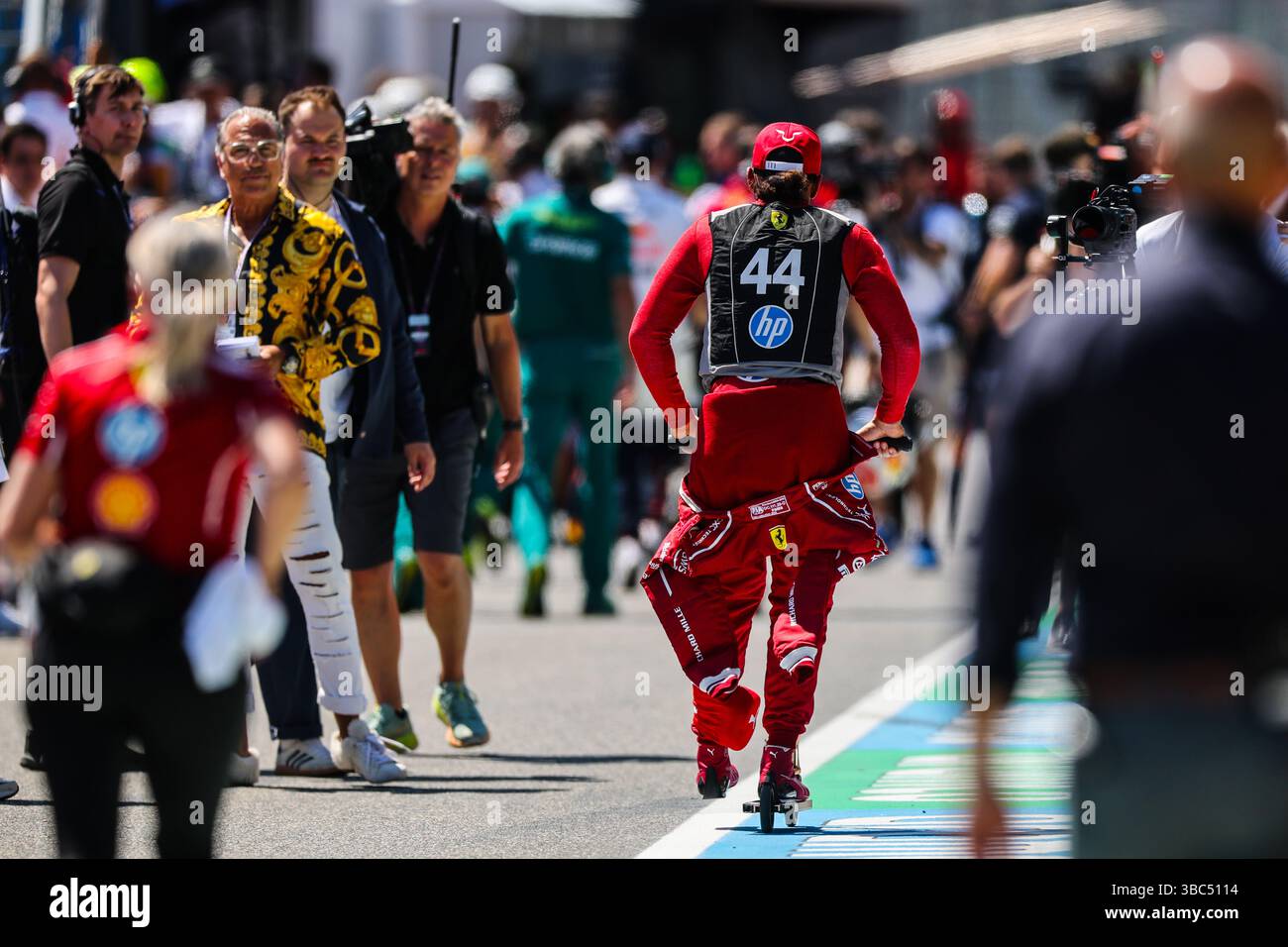Imola, Italy. 18th May, 2025. Lewis Hamilton (GBR) Ferrari. 18.05.2025. Formula 1 World Championship, Rd 7, Emilia Romagna Grand Prix, Imola, Italy, Race Day. Photo credit should read: XPB/Alamy Live News. Stock Photo