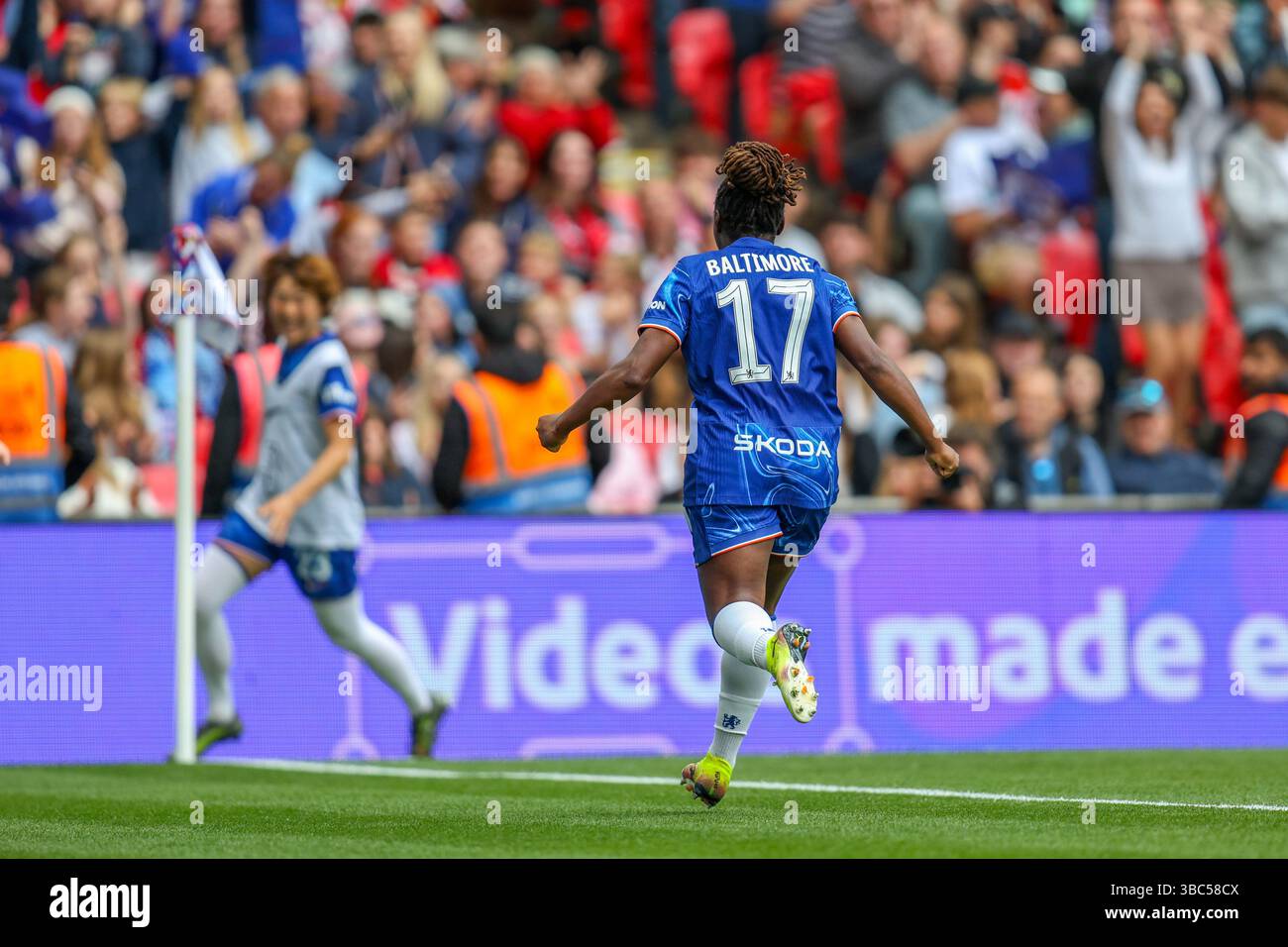 Second tier team hi res stock photography and images Alamy