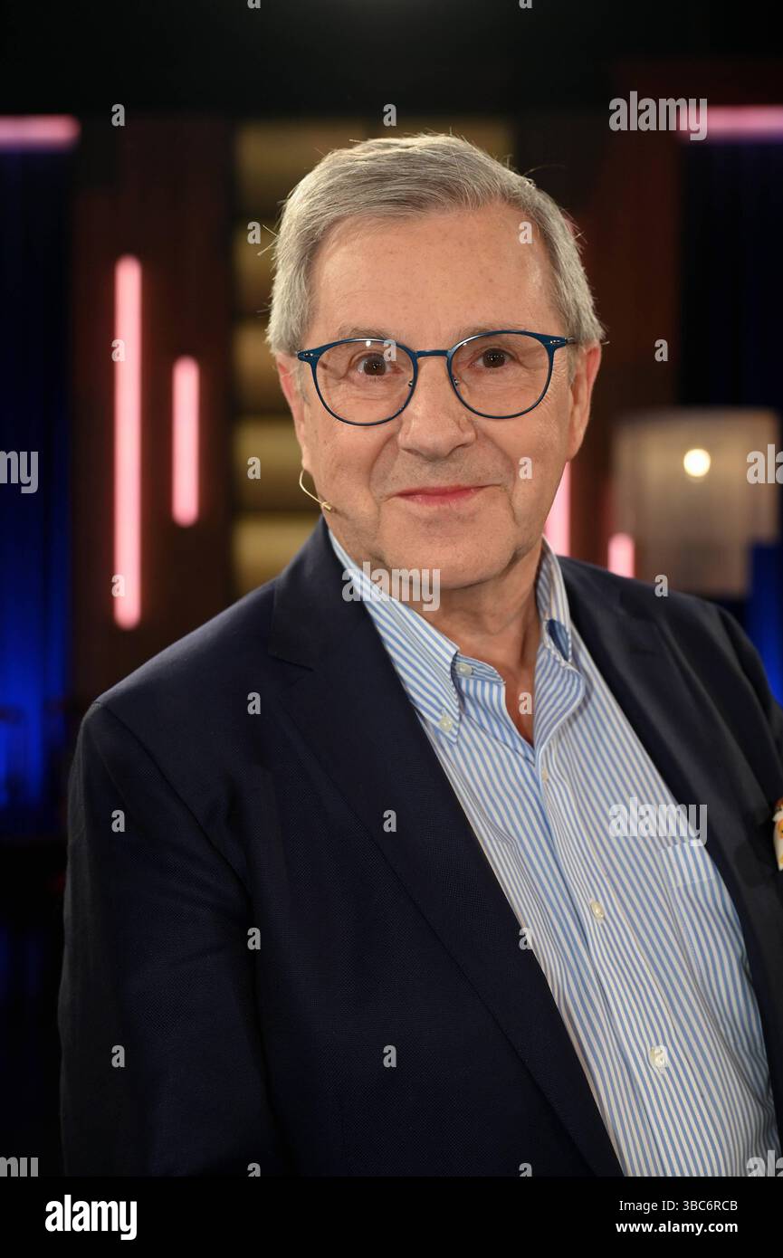 Nachrichtensprecher und Moderator Jan Hofer zu Gast in der WDR Talkshow ...
