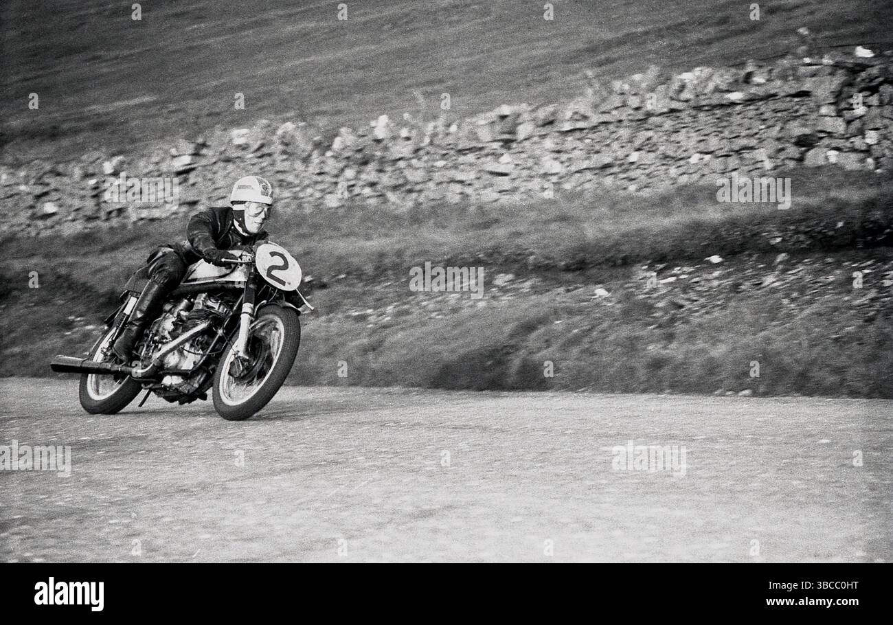 Motorcycle racing 1950s hi-res stock photography and images