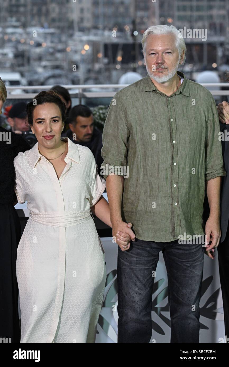 Cannes, France. May 20th, 2025. Stella Assange and Julian Assange attending The Six Billion Dollar Man photocall, part of the 78th Cannes Film Festival, Palais des Festival. Credit: Doug Peters/EMPICS/Alamy Live News Stock Photo