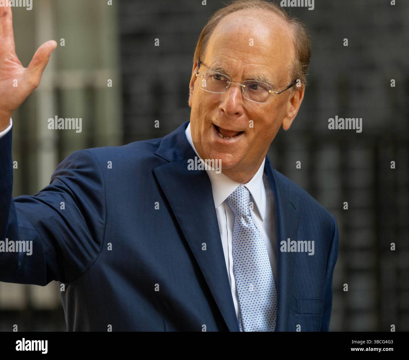 Larry fink of blackrock hi-res stock photography and images - Alamy