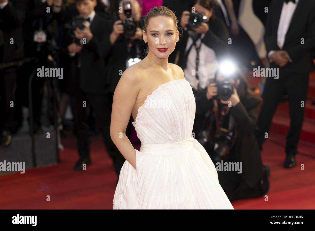 Als Hailee Steinfeld über den Verlust der Hunger Games-Rolle an Jennifer  Lawrence sprach. „Ich glaube wirklich, dass alles aus einem Grund passiert.  Es gibt so viele Teile die ich wollte oder nicht, image size:1300x956