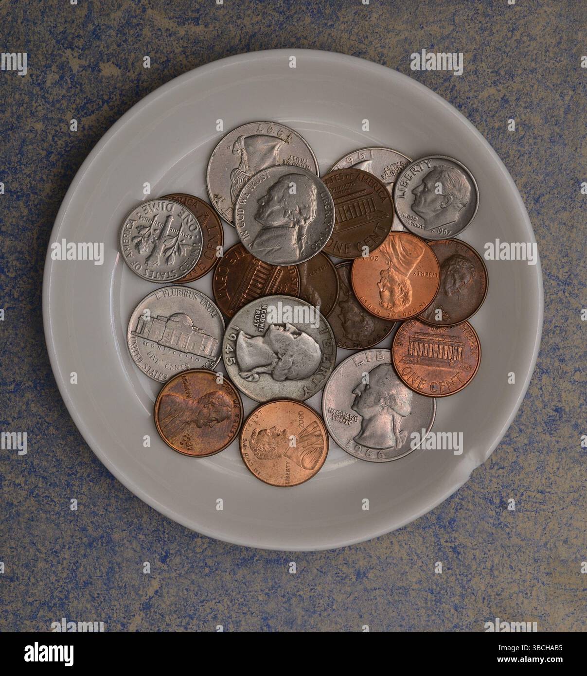 American currency coins white hi-res stock photography and images - Alamy