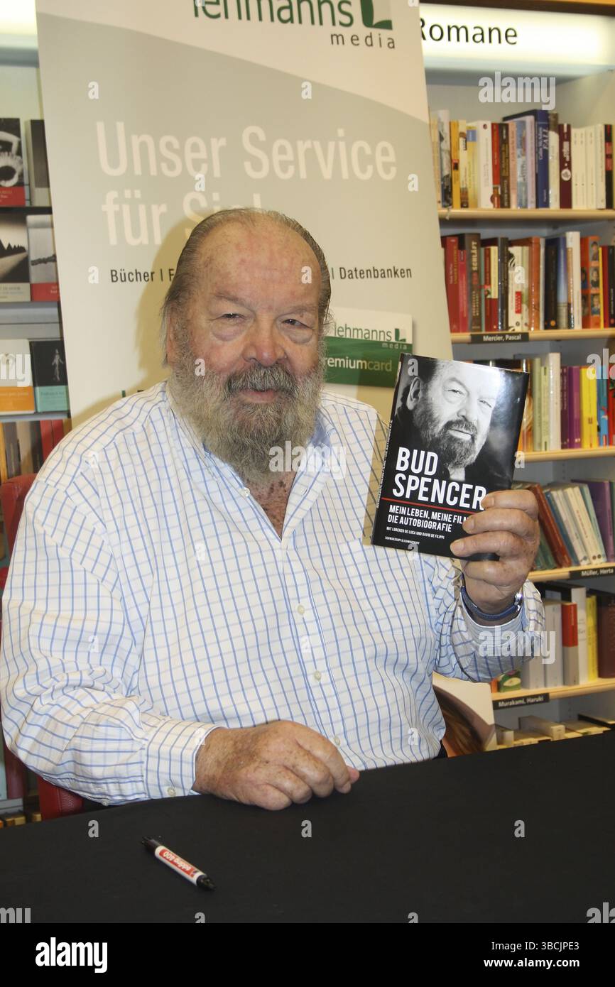 Italian film and television actor Bud Spencer during an autograph ...