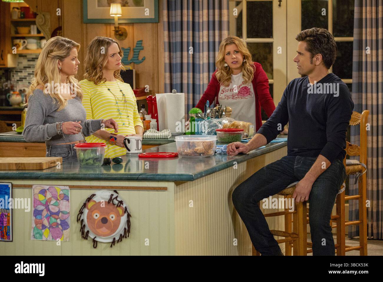 Candace Cameron Bure, Andrea Barber, Jodie Sweetin, John Stamos