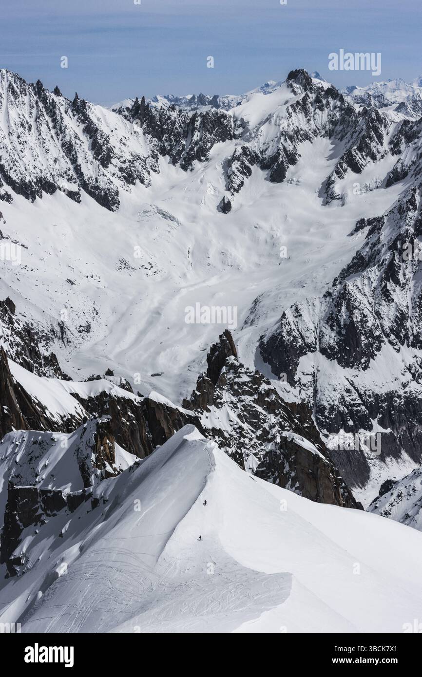 Station de ski du massif du mont blanc hi-res stock photography and ...