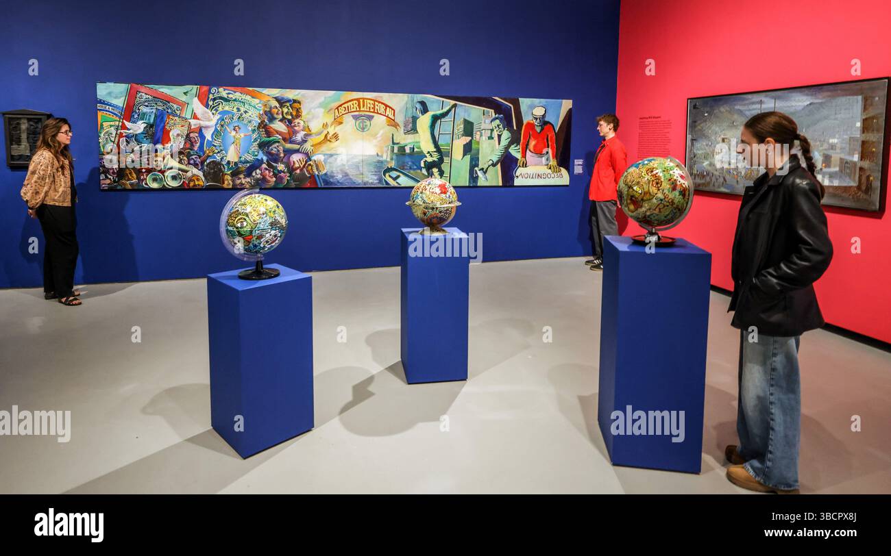 Eastbourne art galery hi-res stock photography and images - Alamy