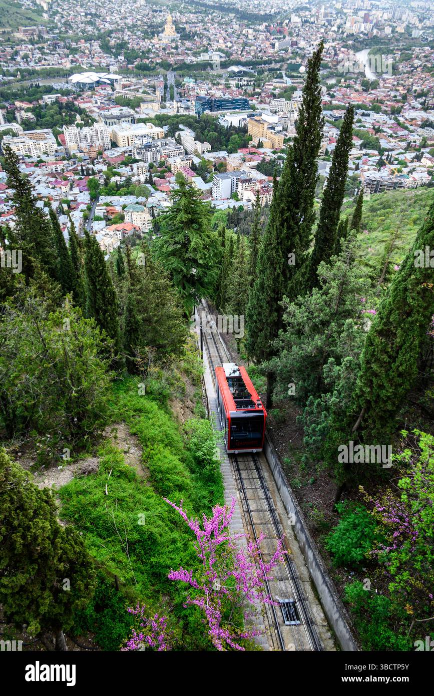 Funicular railway linking downtown Tbilisi with Mtatsminda Park ...