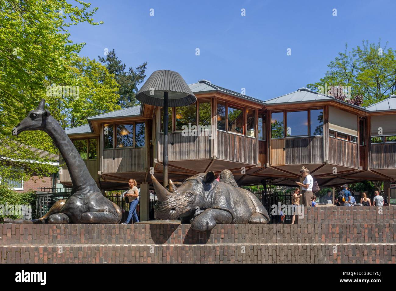 Bronze sculptures of exotic animals at entrance of Burgers Zoo, zoological garden in Arnhem, Gelderland, Netherlands Stock Photo