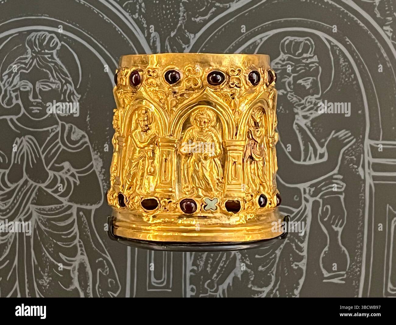 The Bimaran gold reliquary casket, British Museum, UK - Smartphone Captured Stock Image