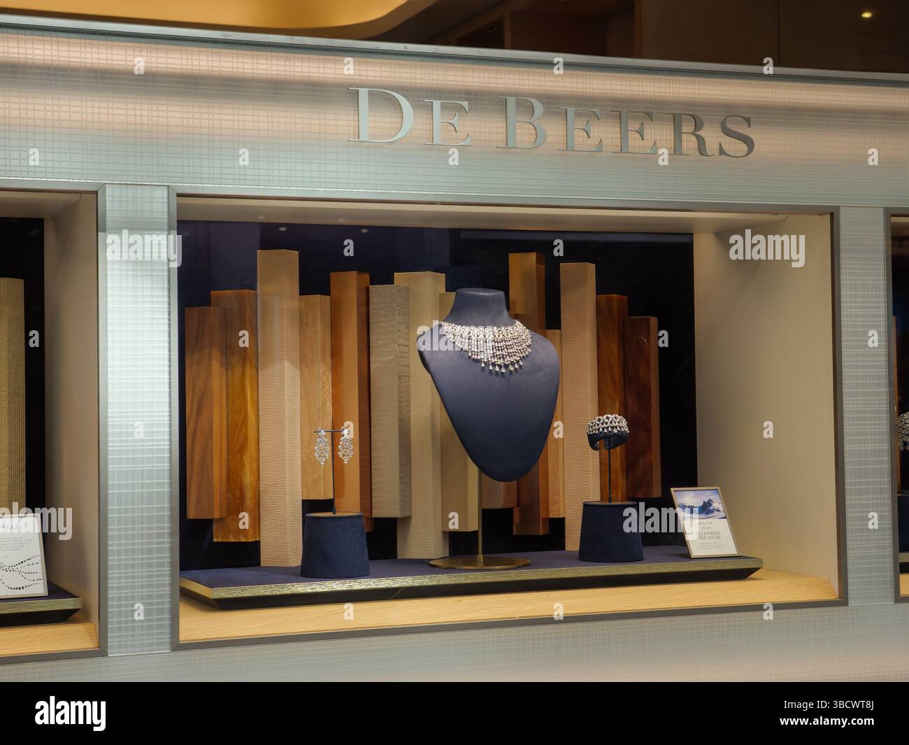 Diamond necklace on display in De Beers shop window, Bond Street, London, UK Stock Photo