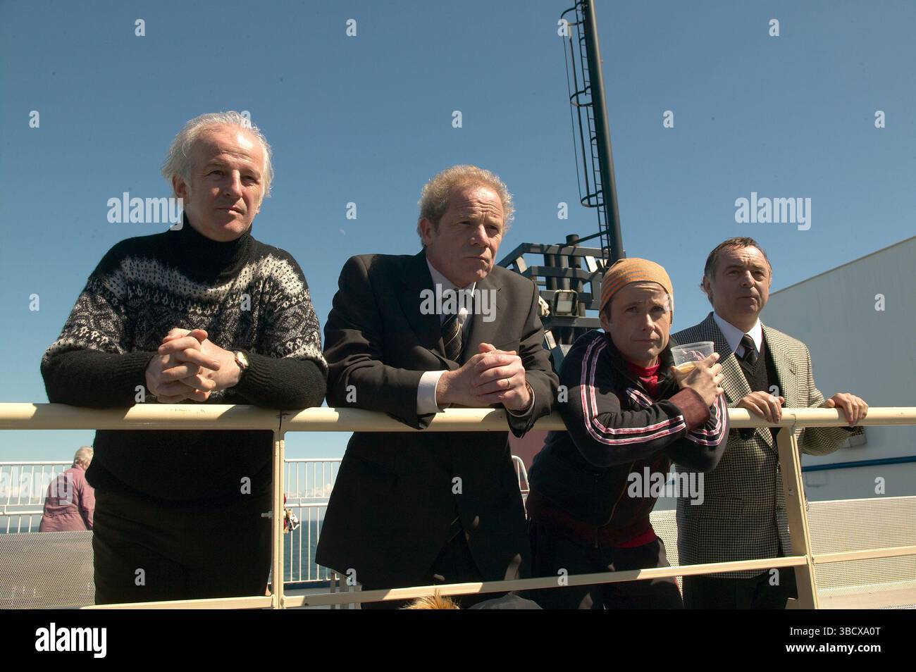 Film Still from "On a Clear Day" Sean McGinley, Peter Mullen, Billy Boyd, Ron Cook © 2005 Focus Features Photo Credit: Joss Barrett Stock Photo