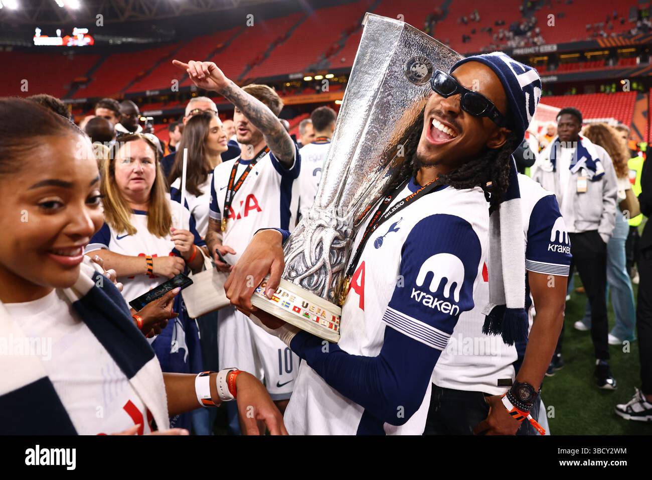 Bilbao Spain 21st May 2025 Djed Spence Of Tottenham With The Trophy bilbao-spain-21st-may-2025-djed-spence-of-tottenham-with-the-trophy