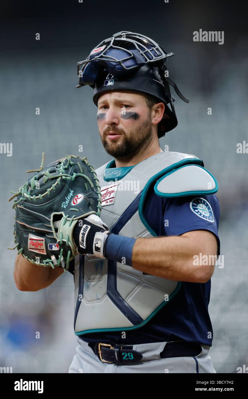 CHICAGO, IL - MAY 21: Seattle Mariners catcher Cal Raleigh #29 looks on ...