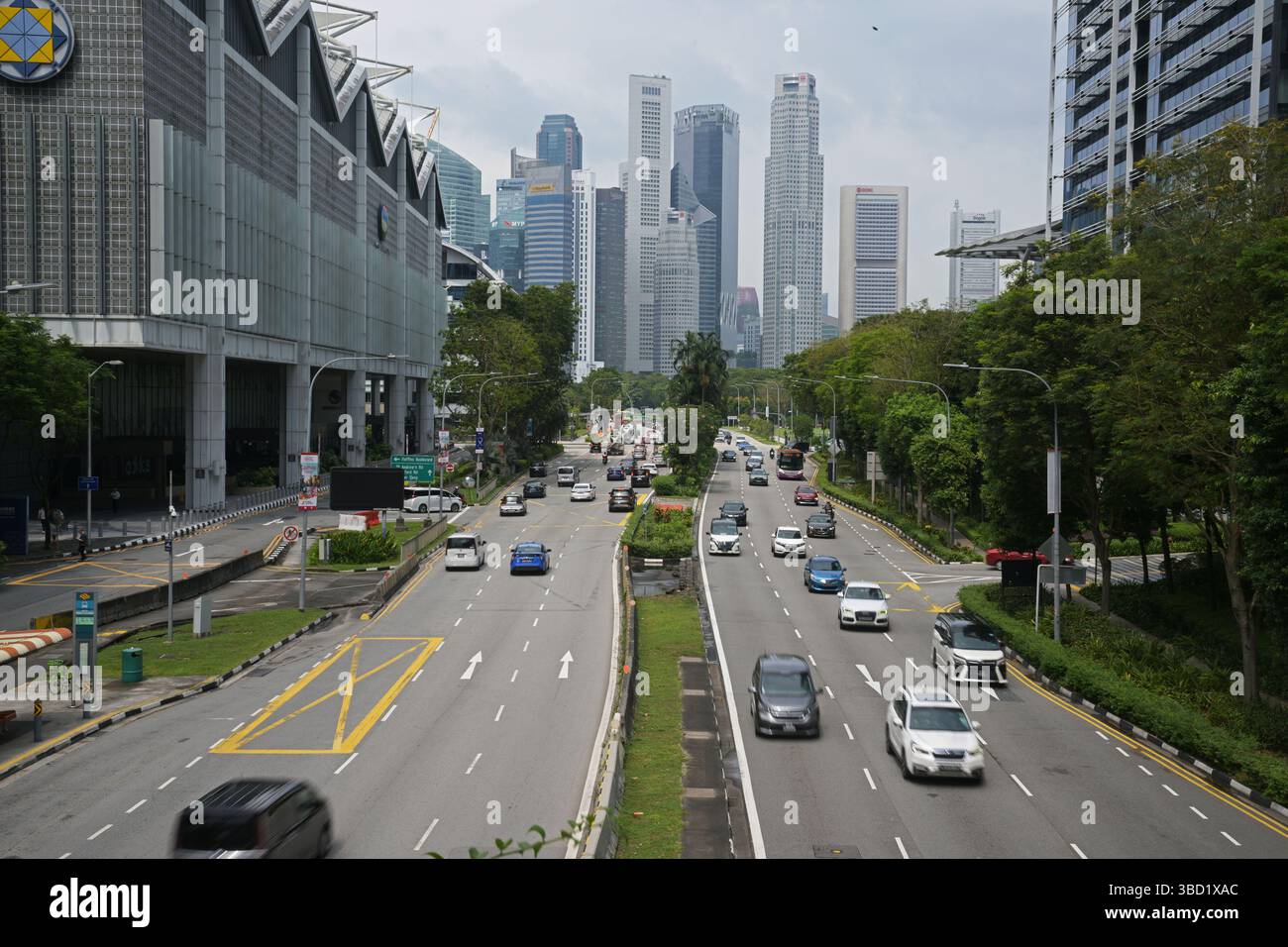 Singapore. 22nd May, 2025. This photo taken on May 22, 2025 shows the skyline in Singapore. Singapore's economy expanded 3.9 percent in the first quarter from a year earlier, easing from 5.0 percent growth in the previous quarter, official data showed on Thursday. Credit: Then Chih Wey/Xinhua/Alamy Live News Stock Photo