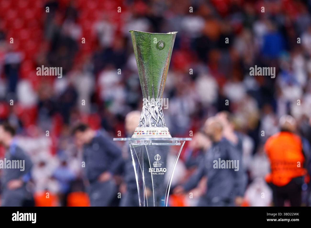 detail-of-the-trophy-during-the-final-uefa-europa-league-football-match